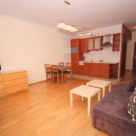 Apartment Nadmorskie I *